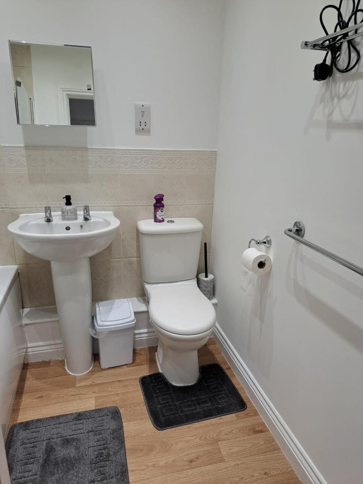 Luxury Rooms And An En-Suite Room With Free Wi-Fi Clarendon Way كول شيستر المظهر الخارجي الصورة